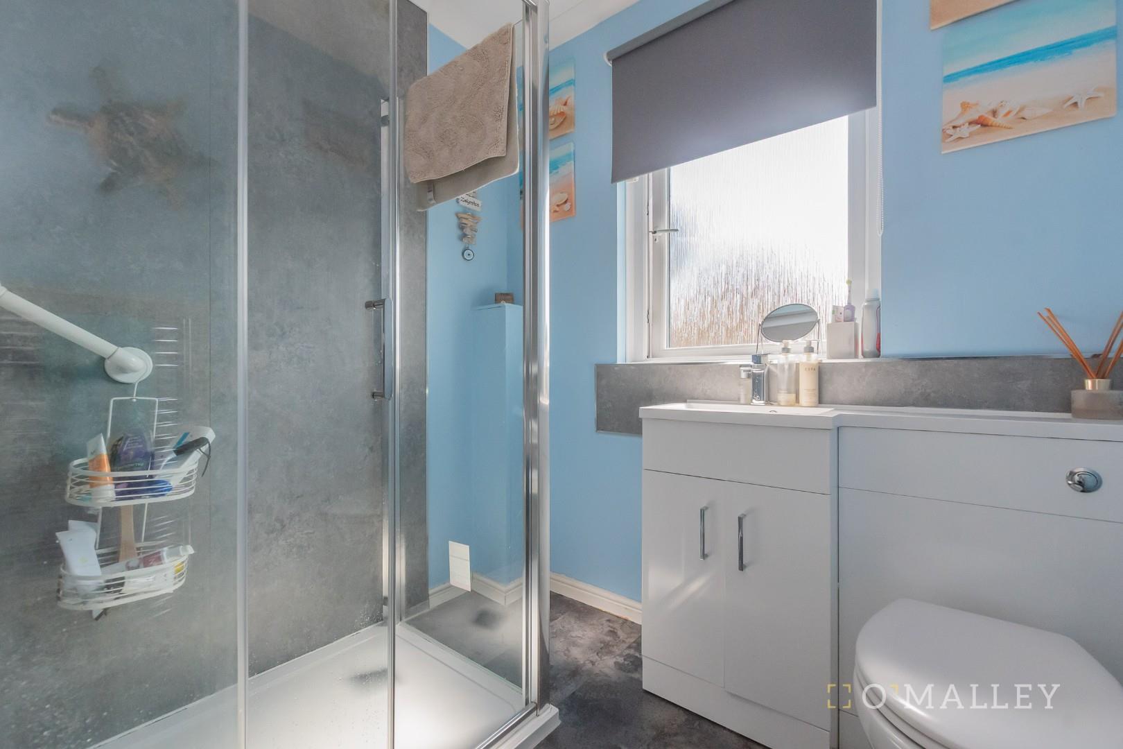 25. Bathroom 2.jpg